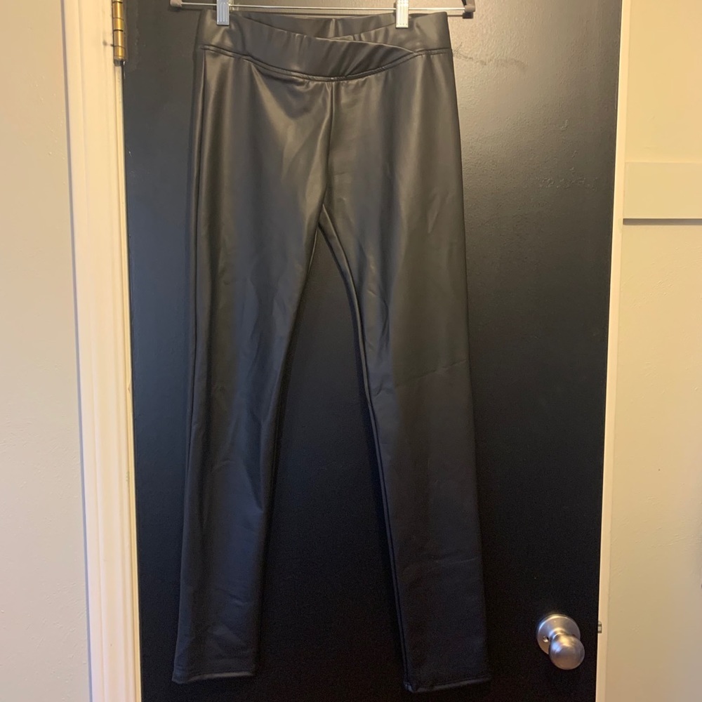 Women’s Faux Leather Leggings